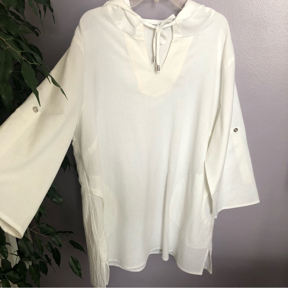 SUSAN GRAVER SZ M top semi sheer white hooded bell sleeve pockets beach top
